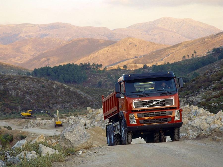  Volvo FM12 6x4 Tipper 2003 года  (фото 2 из 16)